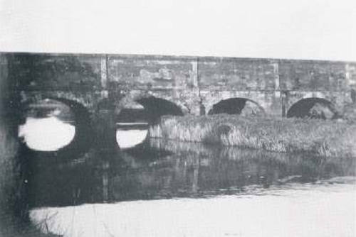 The aqueduct that carried the canal across the River Lagan