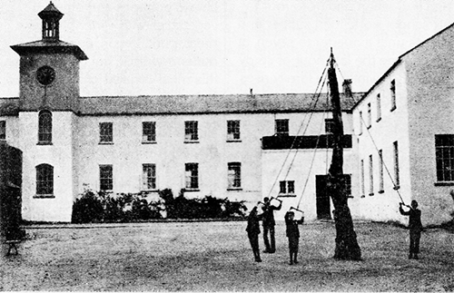 Brookfield maypole_and Dining room and boys wing 