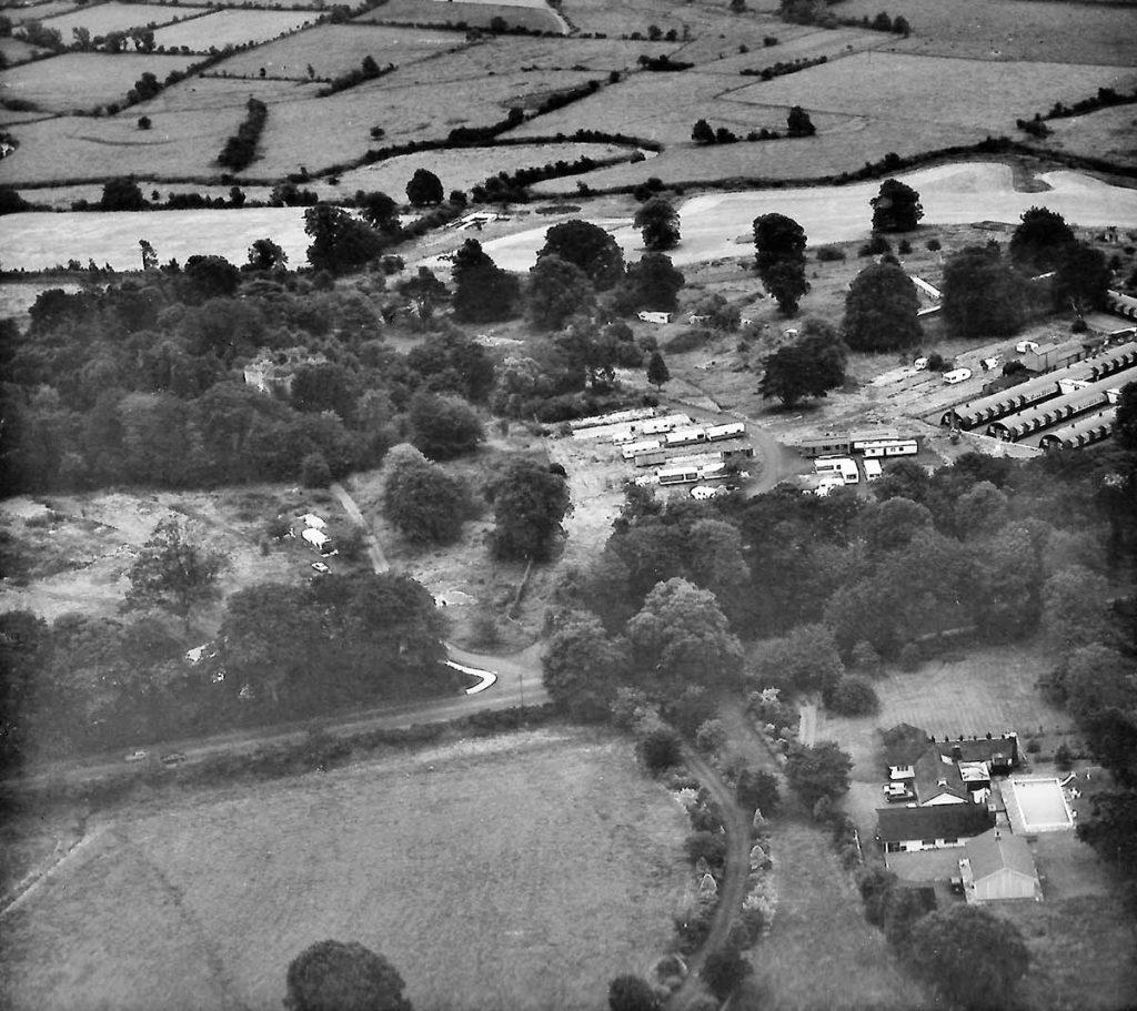 Entrance to Waringfield Military Hospital Site